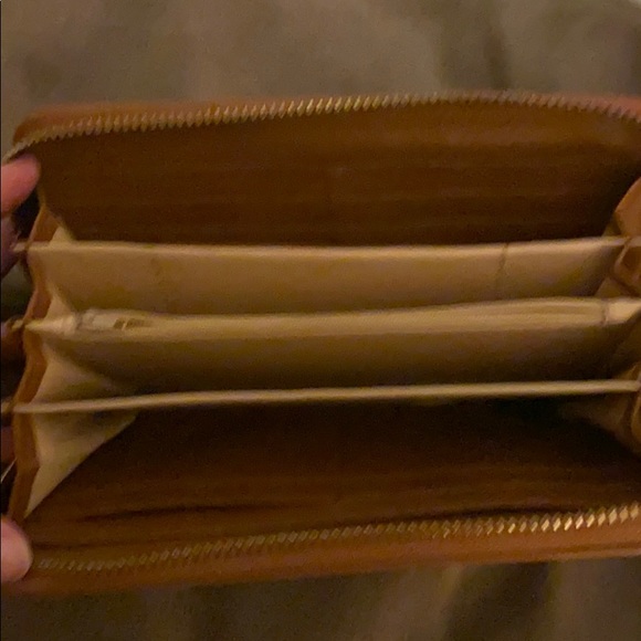 Women’s Wallet - Picture 3 of 3